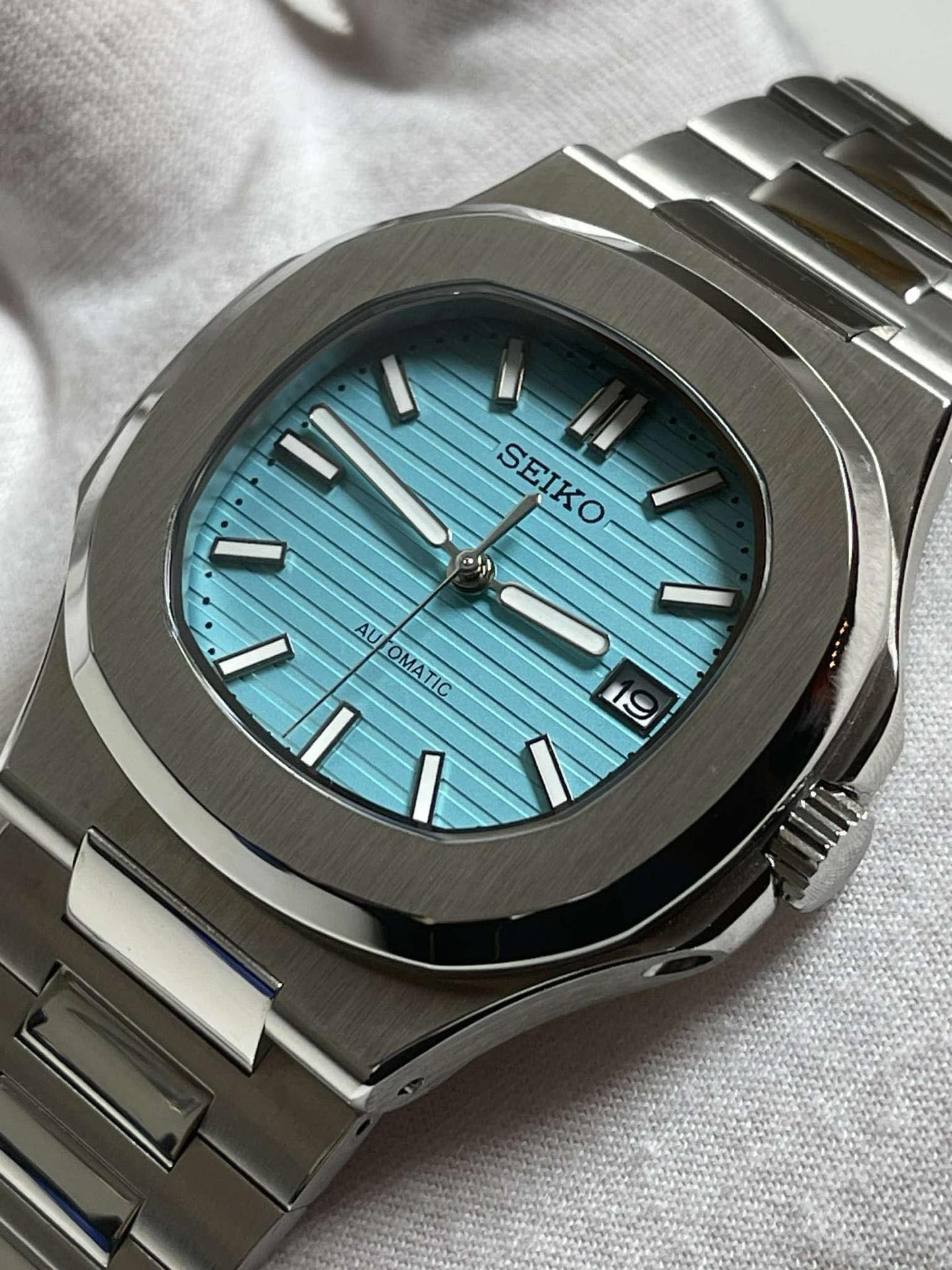 Tiffany Blue Nautilus Mod (Pre Order)