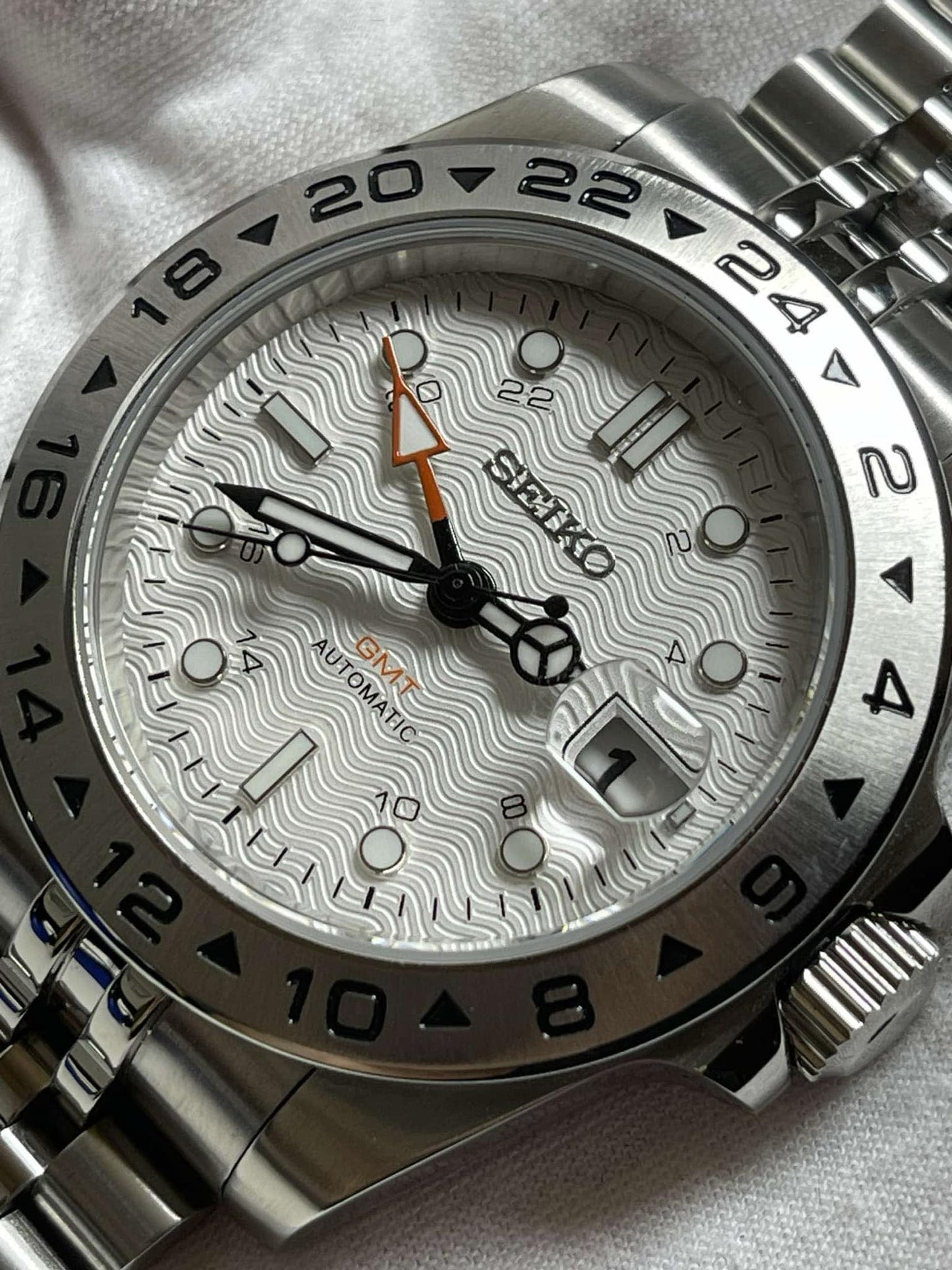 Sea Explorer GMT Mod (Pre Order)