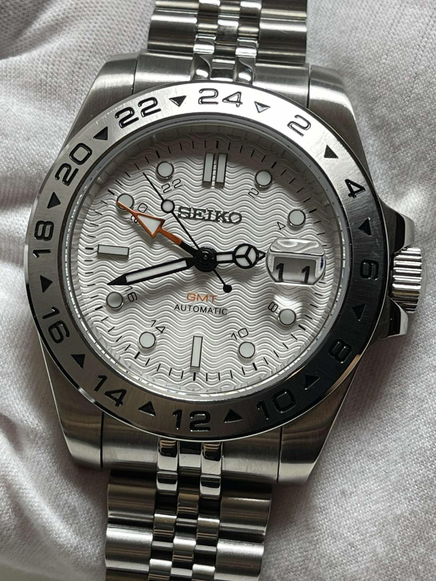 Sea Explorer GMT Mod (Pre Order)