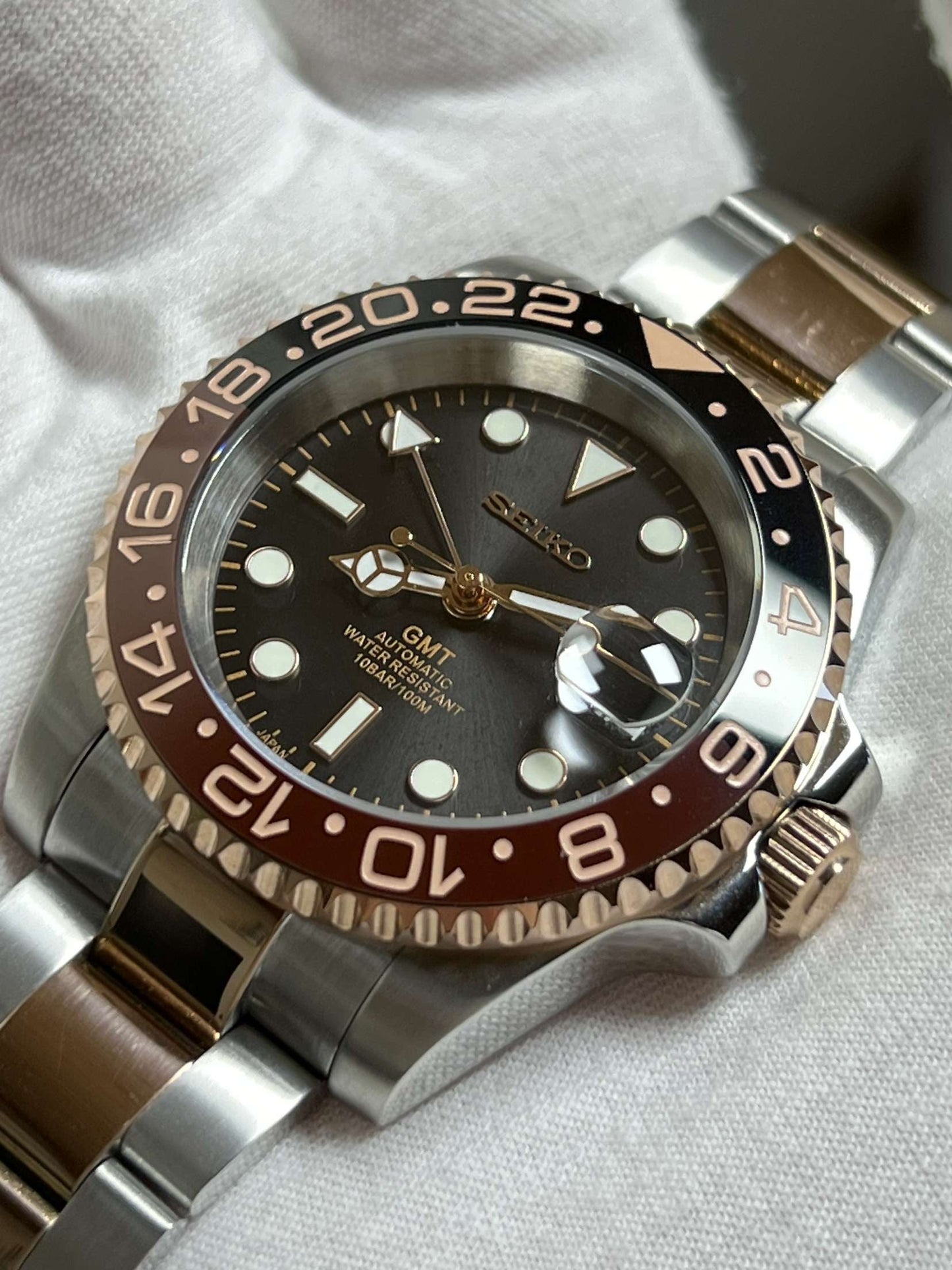 Two Tone "Root Beer" GMT Mod (Pre Order)
