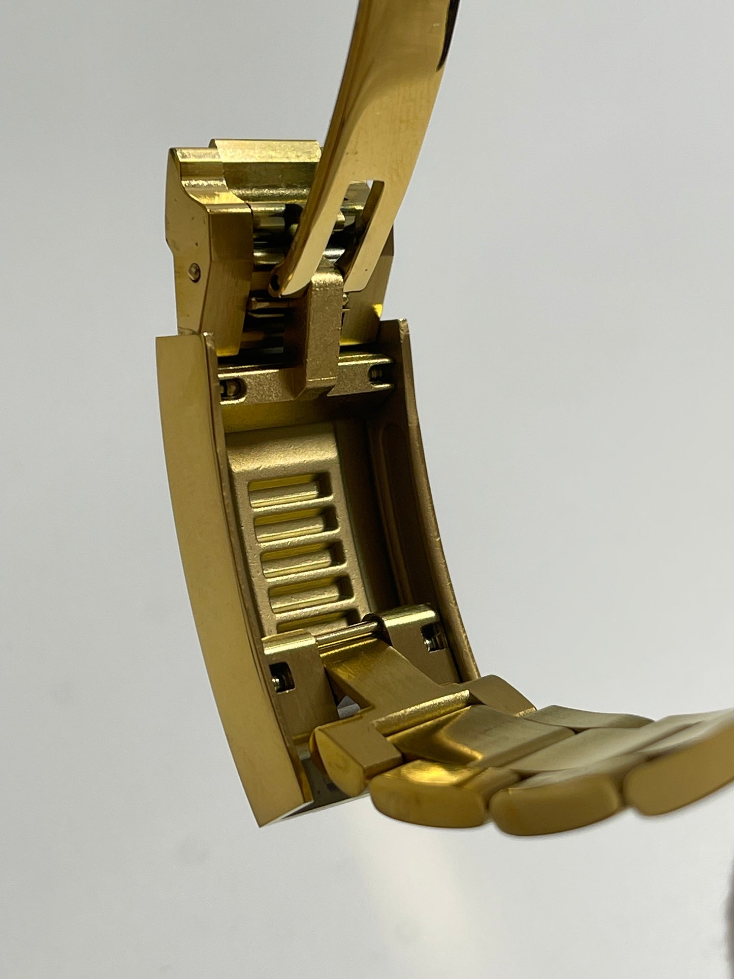 Gold "Red Dot" GMT Mod