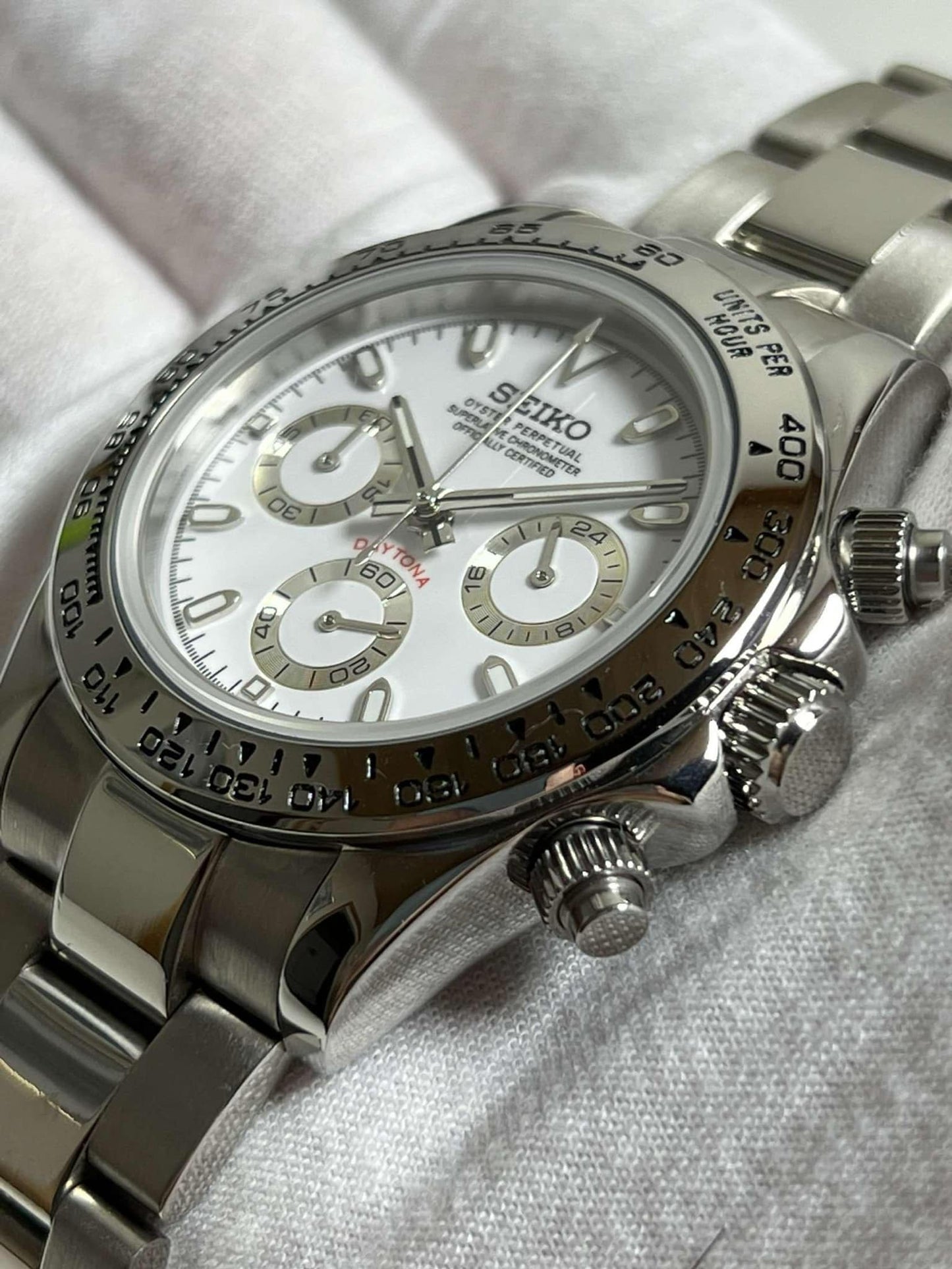 White Daytona Mod (Pre Order)