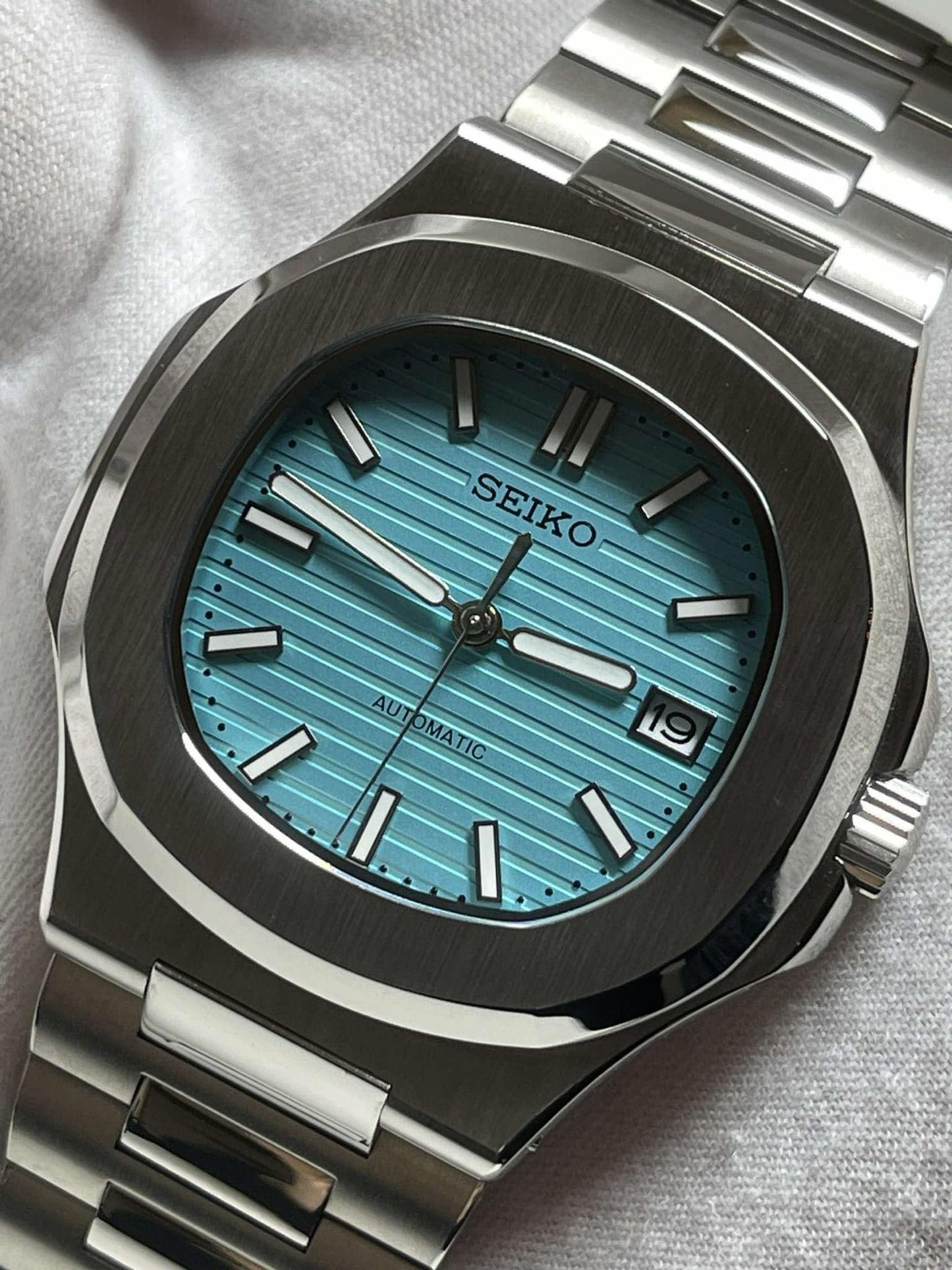 Tiffany Blue Nautilus Mod (Pre Order)