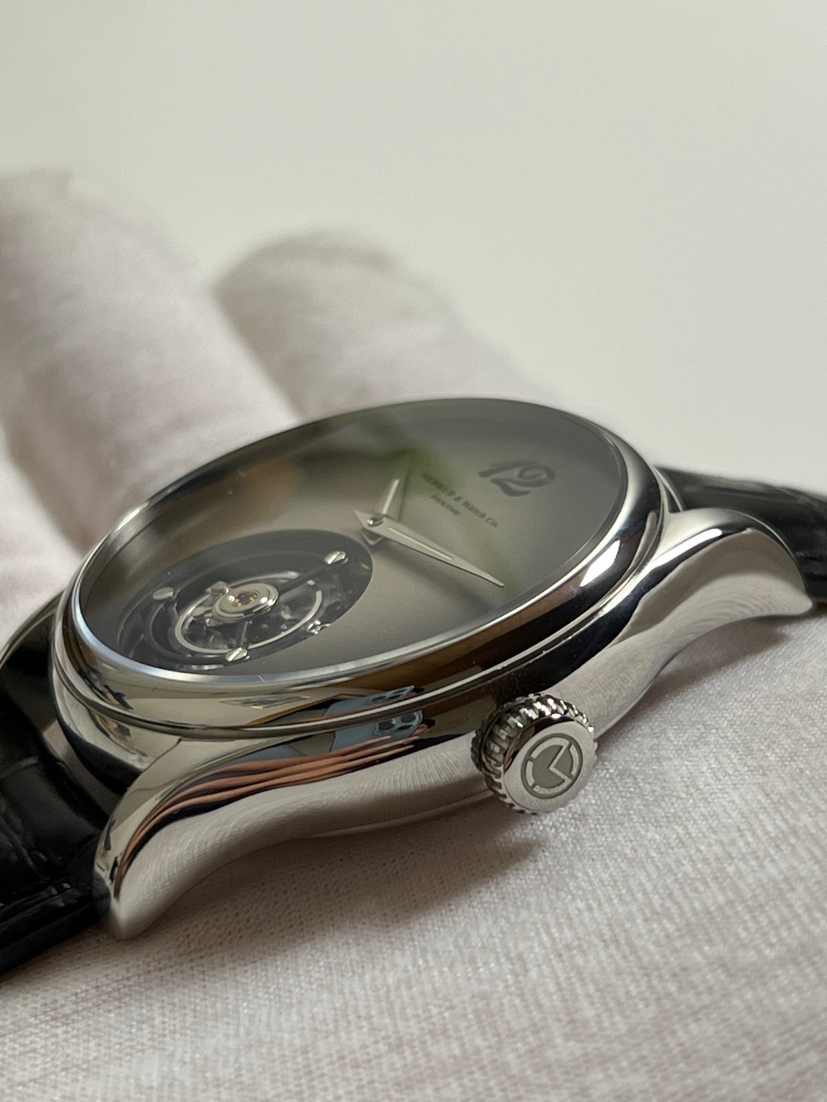 Merkur Gradiant Black Tourbillion 42MM
