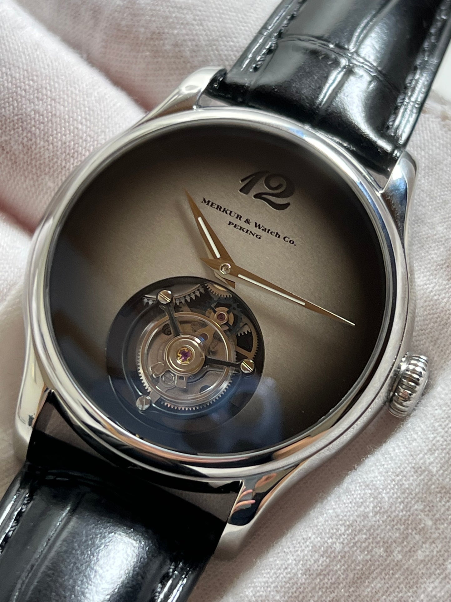 Merkur Gradiant Black Tourbillion 42MM