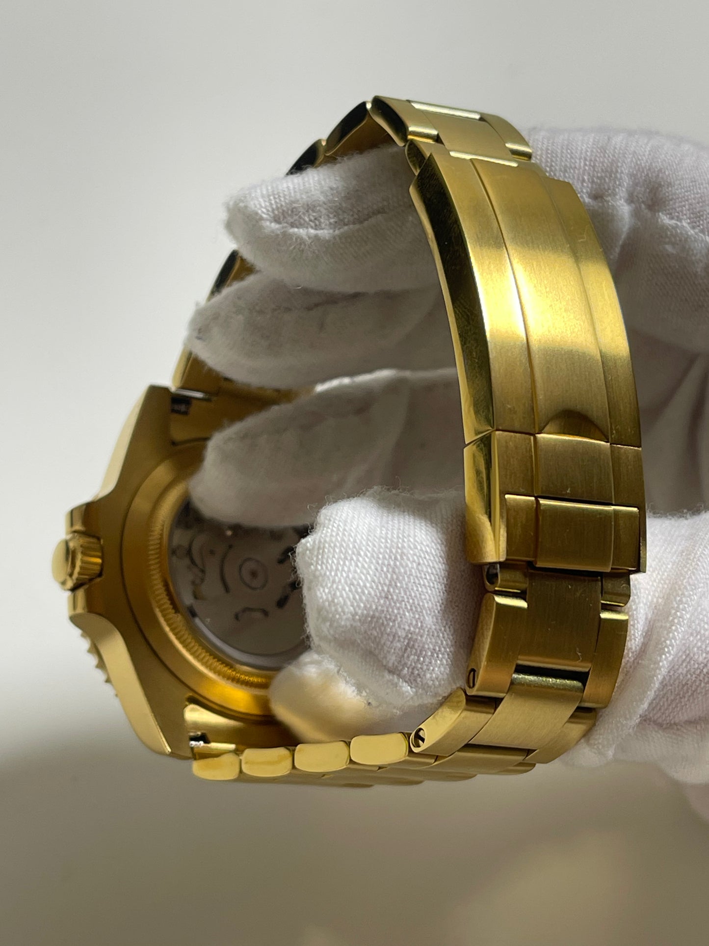 Gold "Red Dot" GMT Mod