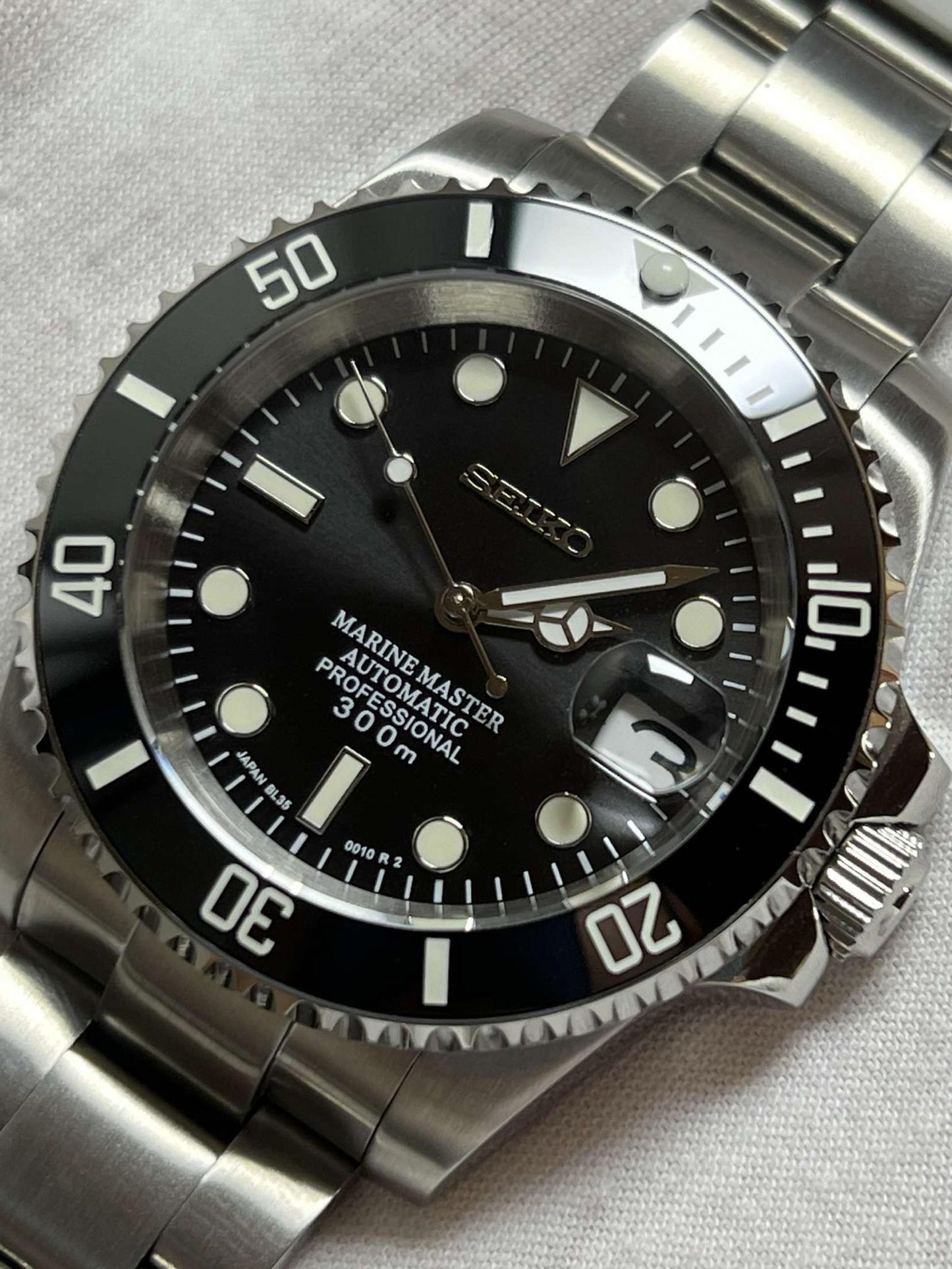 Black Submariner Mod (Pre Order)